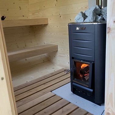 Venkovní sauna na dřevo